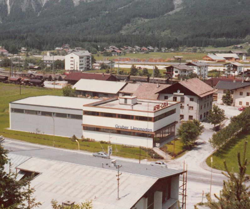 gruber limonaden firmengebäude 1970