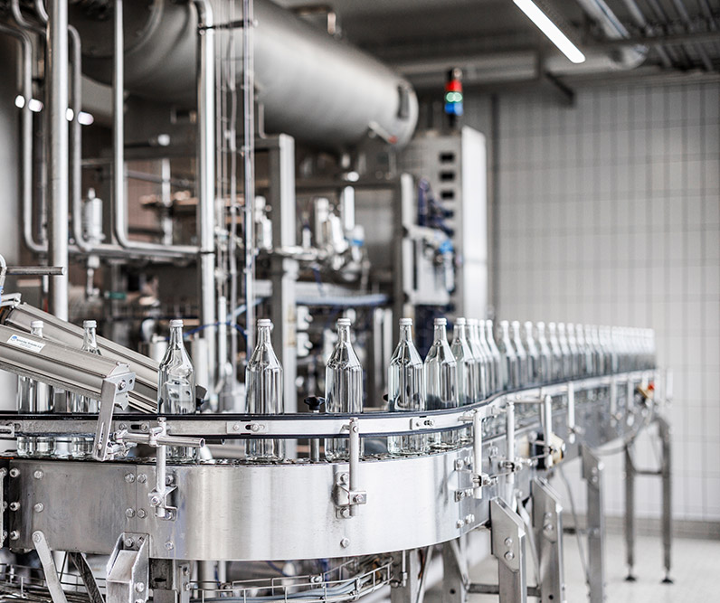 silberquelle abfuellanlage glas getraenke